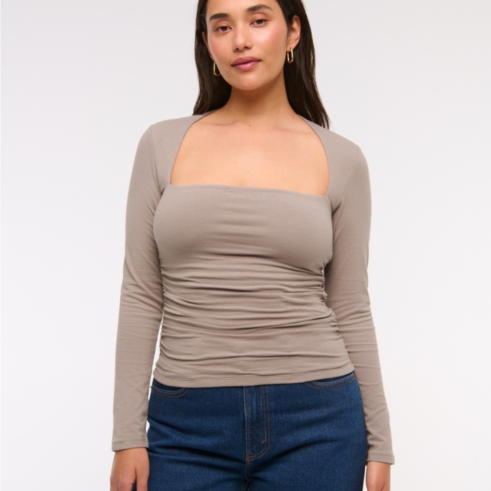 Abercrombie NWT Ava Taupe long sleeve top